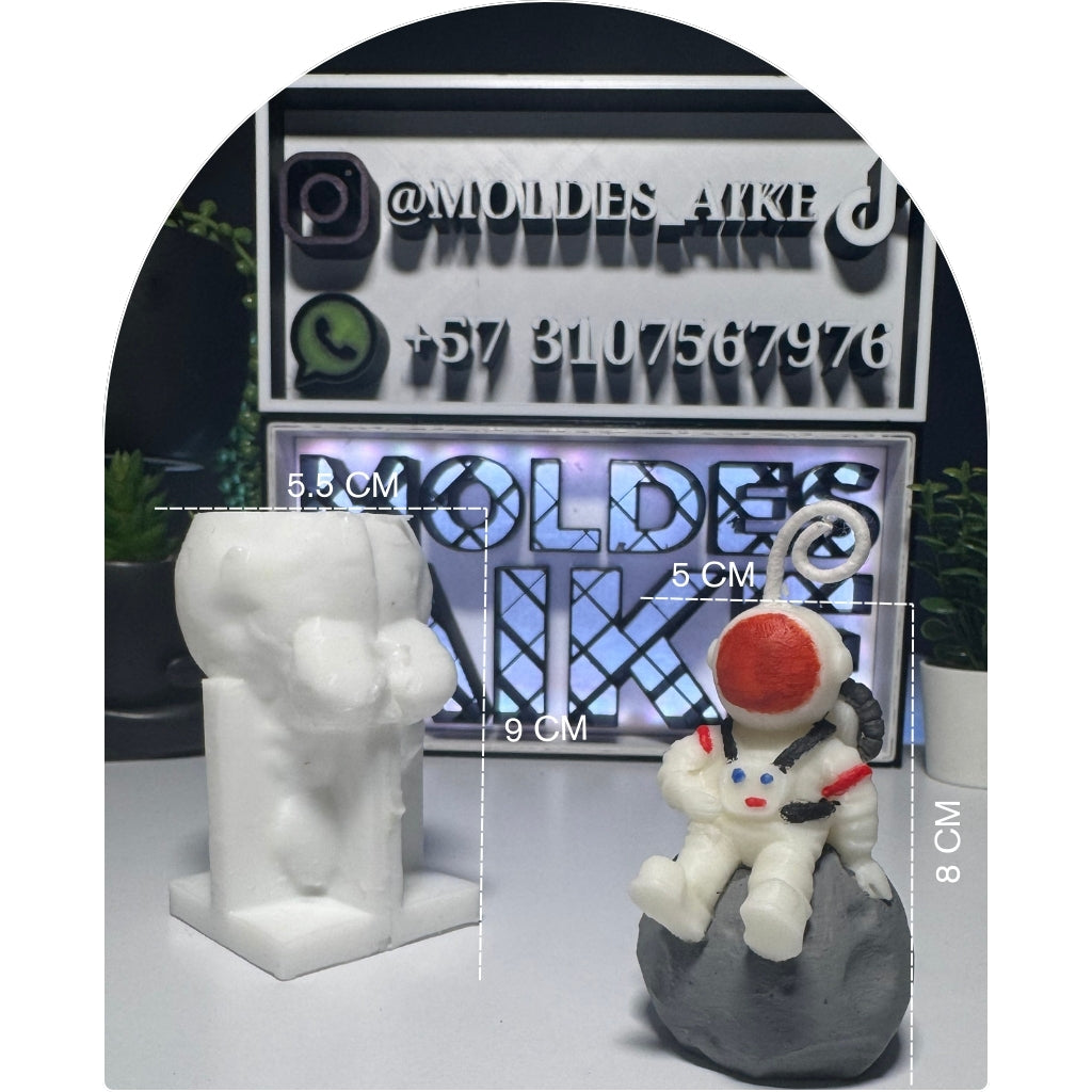 Astronauta en la Luna