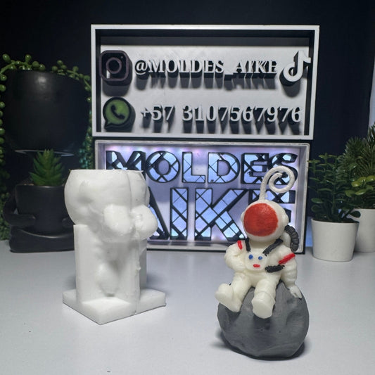 Astronauta en la Luna